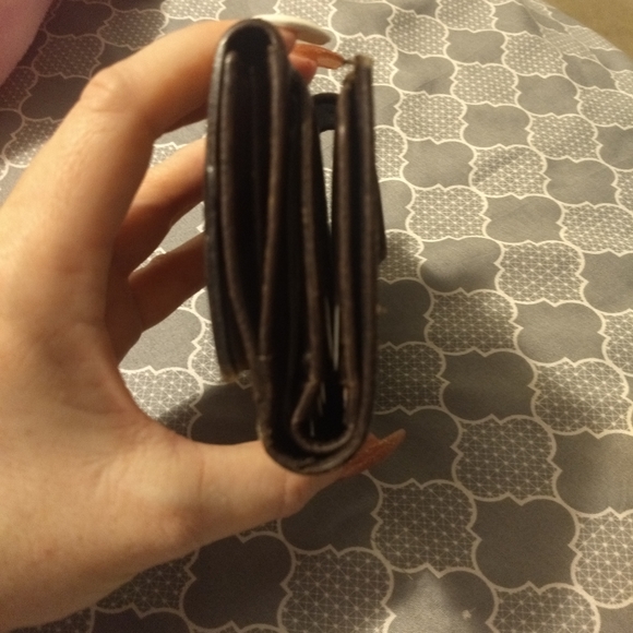 Gucci Wallet - Picture 3 of 8